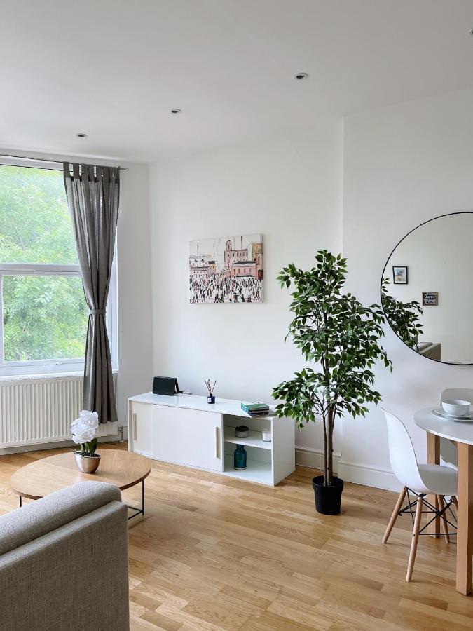 Апартаменты Modern And Light 2 Bed Flat In Sw2 Лондон Экстерьер фото